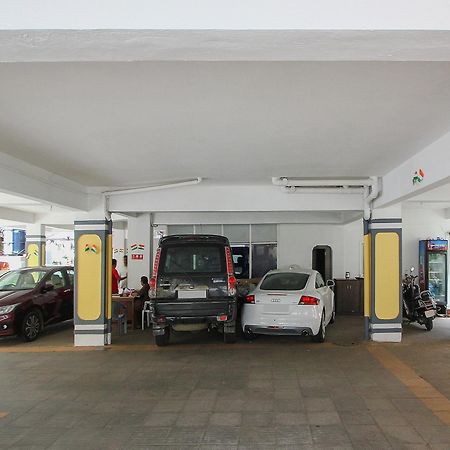Super Collection O Begumpet Formerly Alpine Glow Sunrise Hyderabad Exterior foto