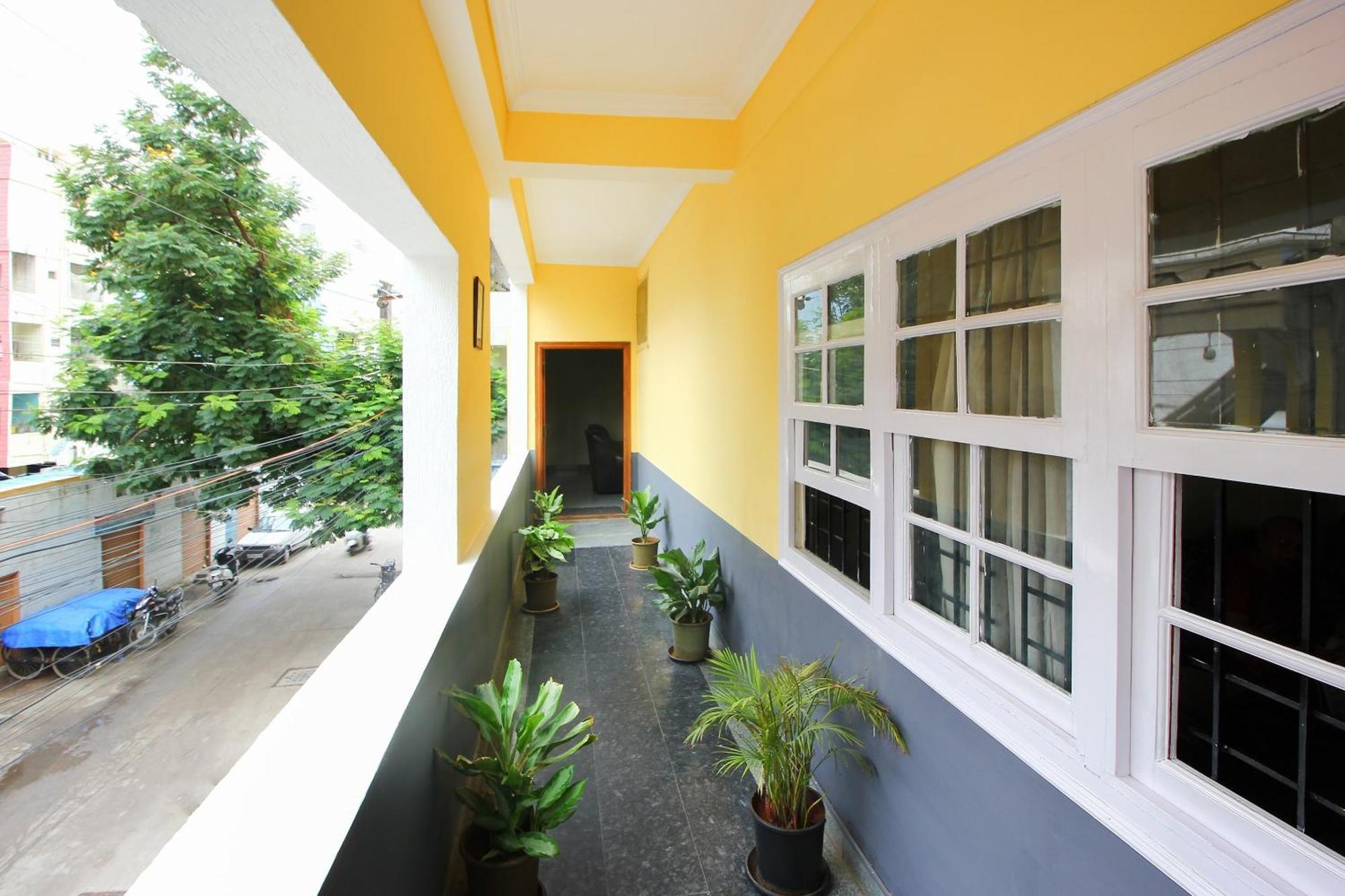 Super Collection O Begumpet Formerly Alpine Glow Sunrise Hyderabad Exterior foto