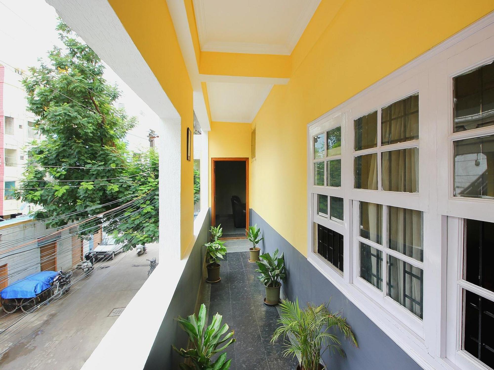 Super Collection O Begumpet Formerly Alpine Glow Sunrise Hyderabad Exterior foto