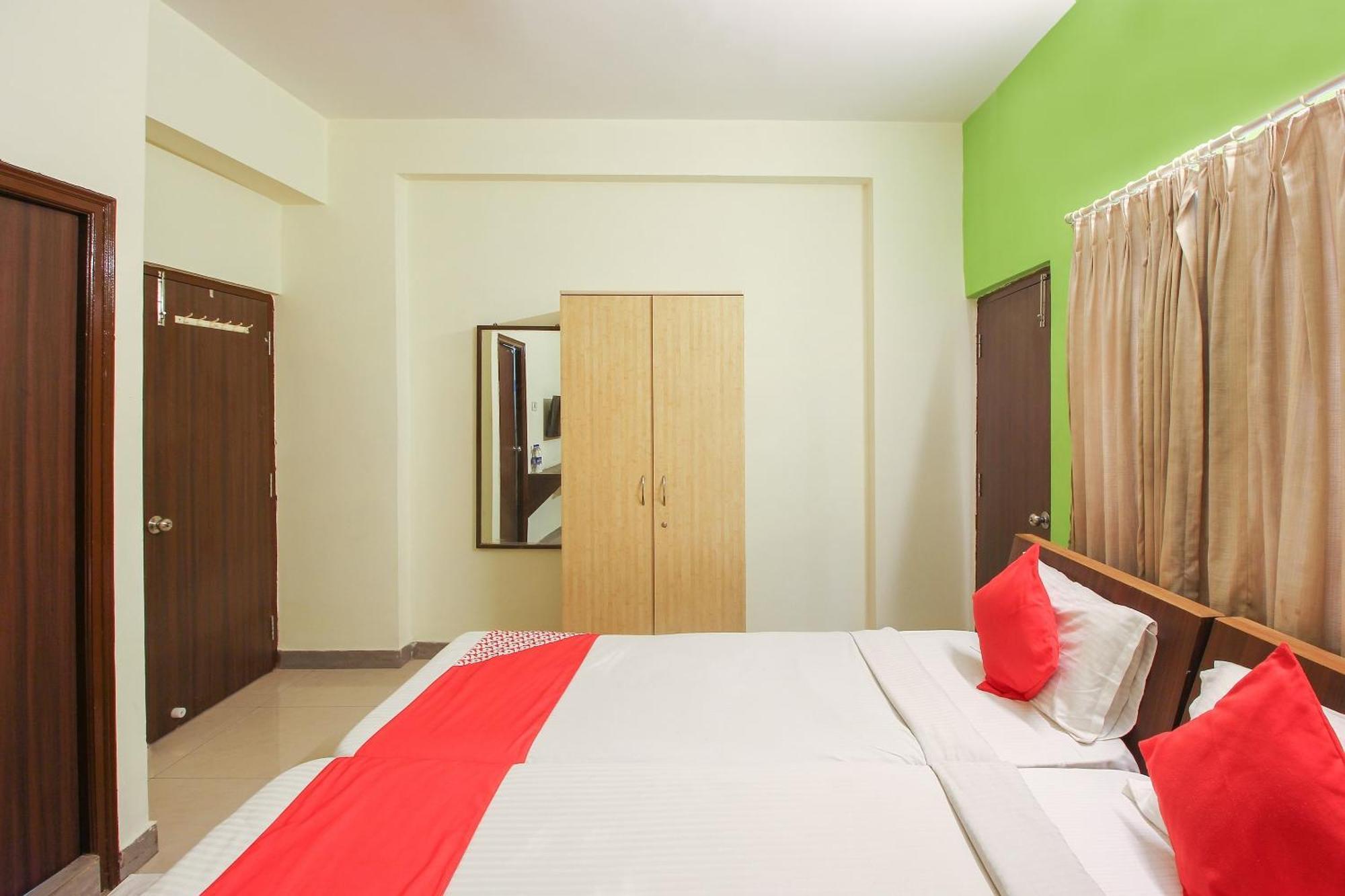 Super Collection O Begumpet Formerly Alpine Glow Sunrise Hyderabad Exterior foto