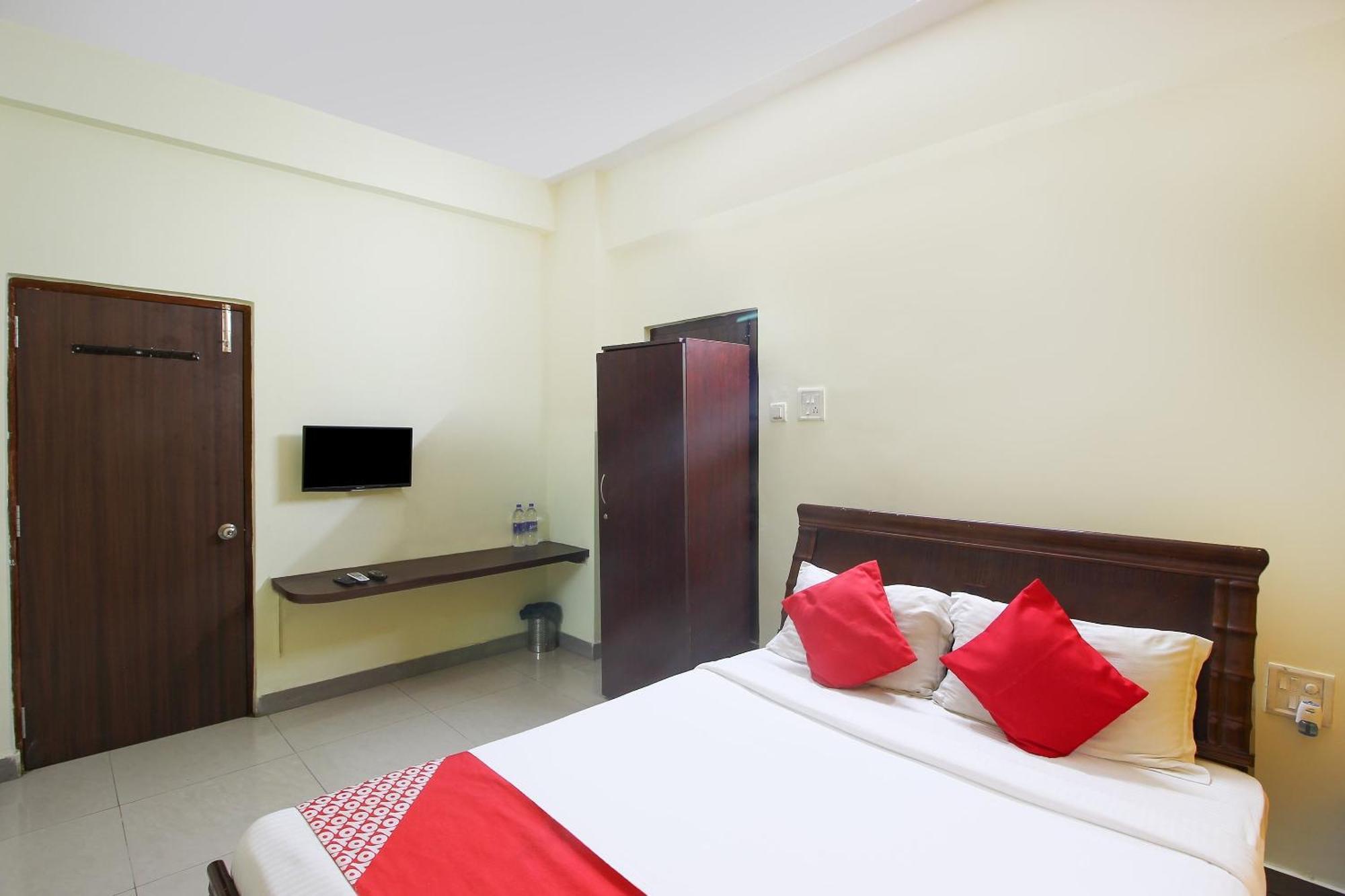 Super Collection O Begumpet Formerly Alpine Glow Sunrise Hyderabad Exterior foto