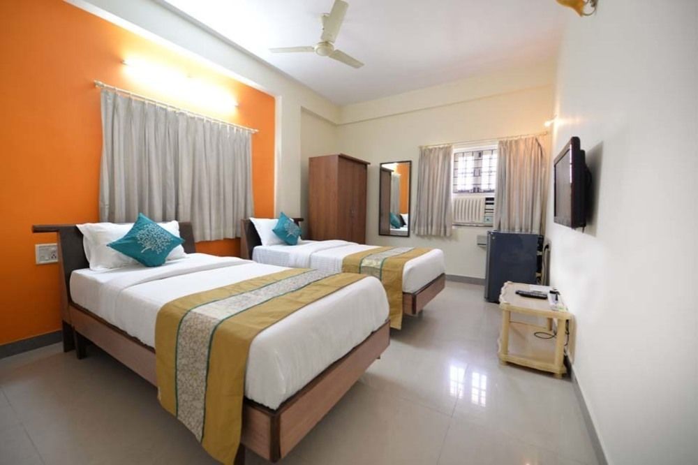 Super Collection O Begumpet Formerly Alpine Glow Sunrise Hyderabad Exterior foto